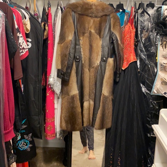Margulis furs Clayton - Picture 10 of 12